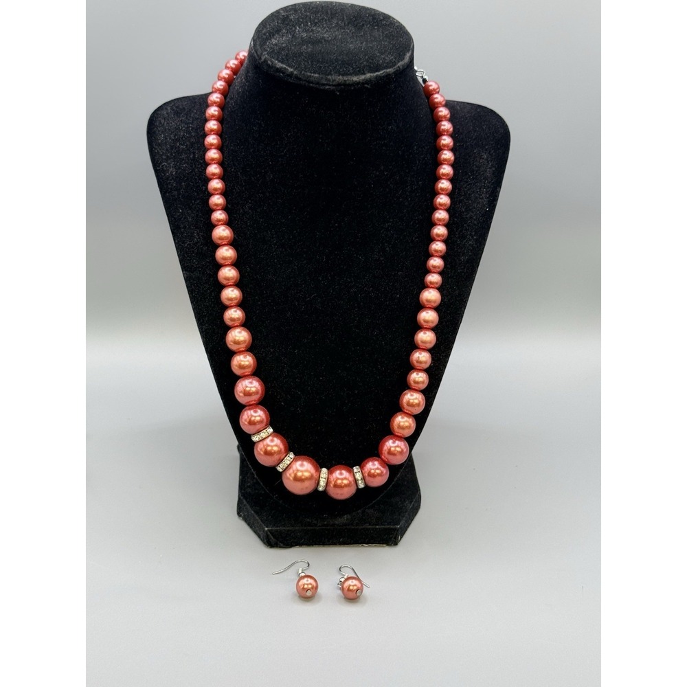 Party Pearls - red - Paparazzi necklace And Earrings